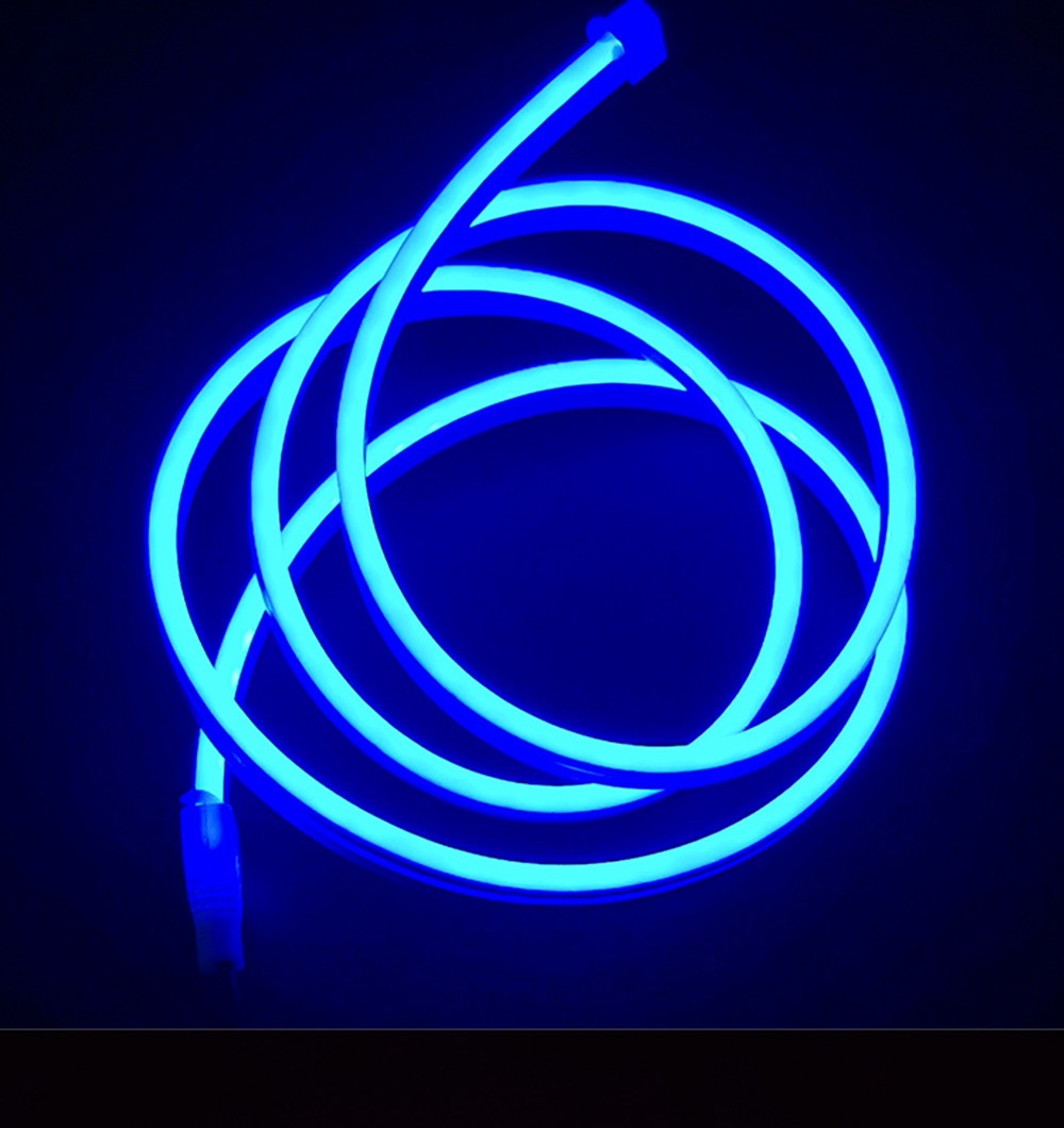 Bande lumineuse pour capot de voiture (Togo)