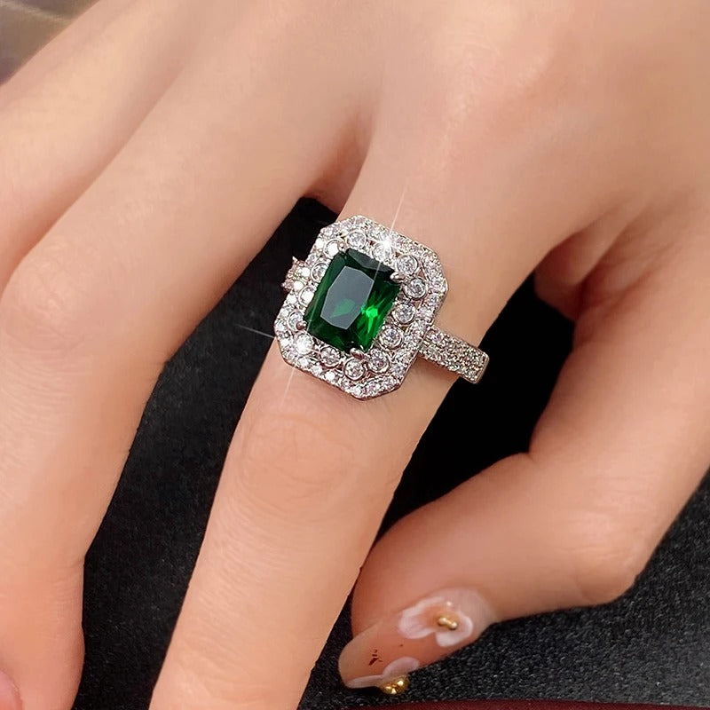 Bague émeraude verte (Côte d'Ivoire)