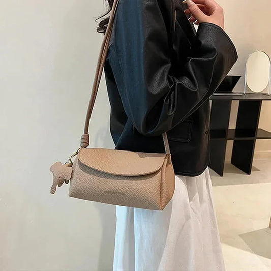 Sac bandoulière femme tendance avec pendentif éléphant (Chad)