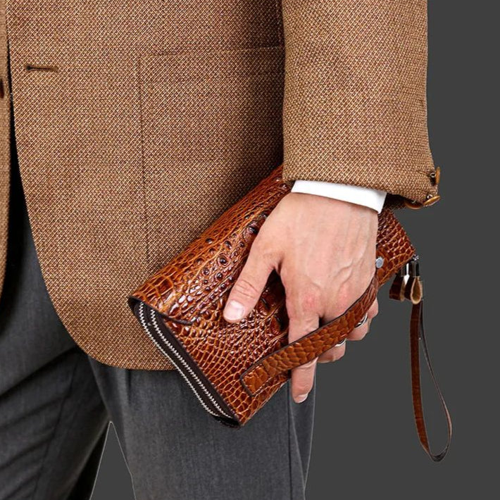 Pochette homme en cuir crocodile (Cameroun)