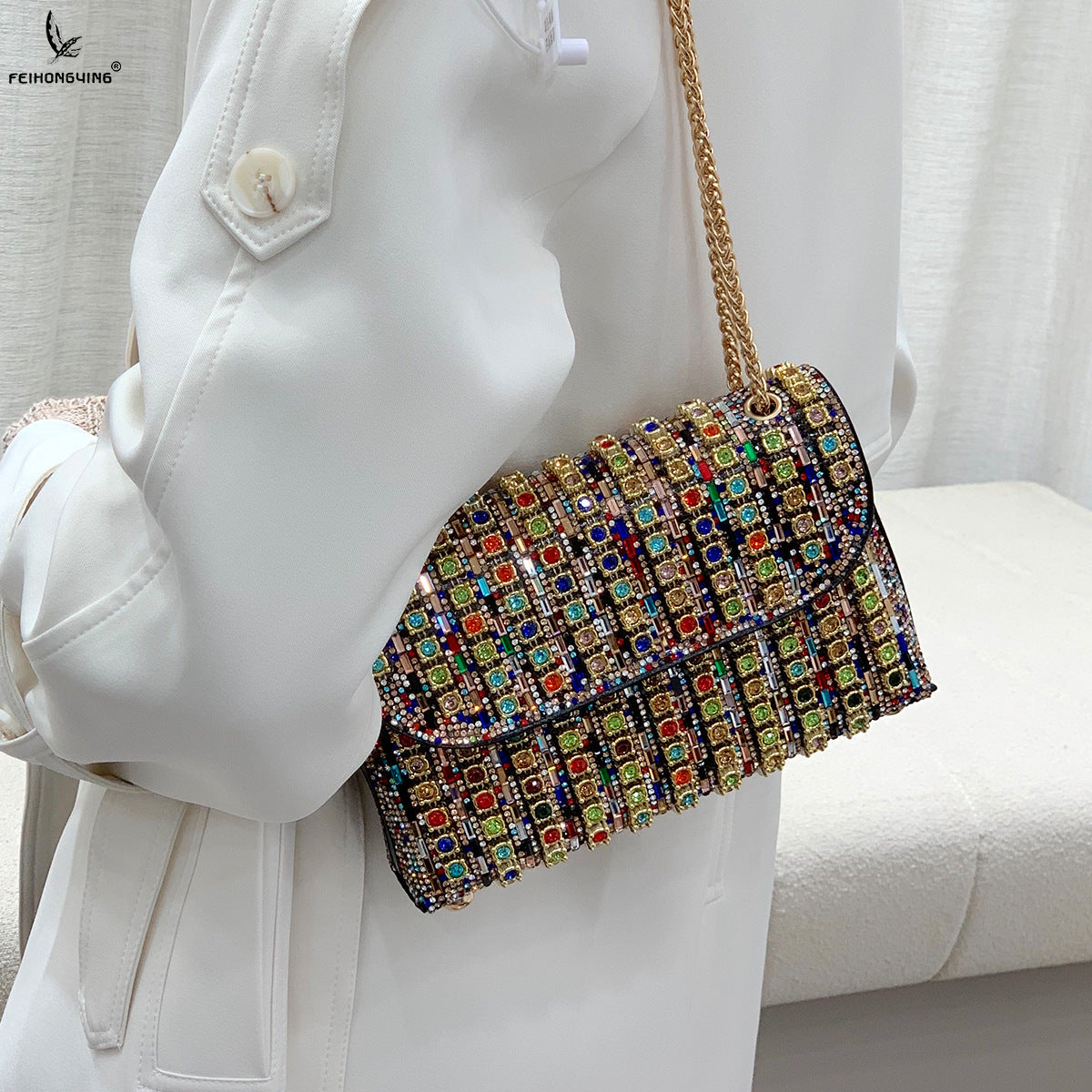 Sac à bandoulière en strass coloré (Sénégal)