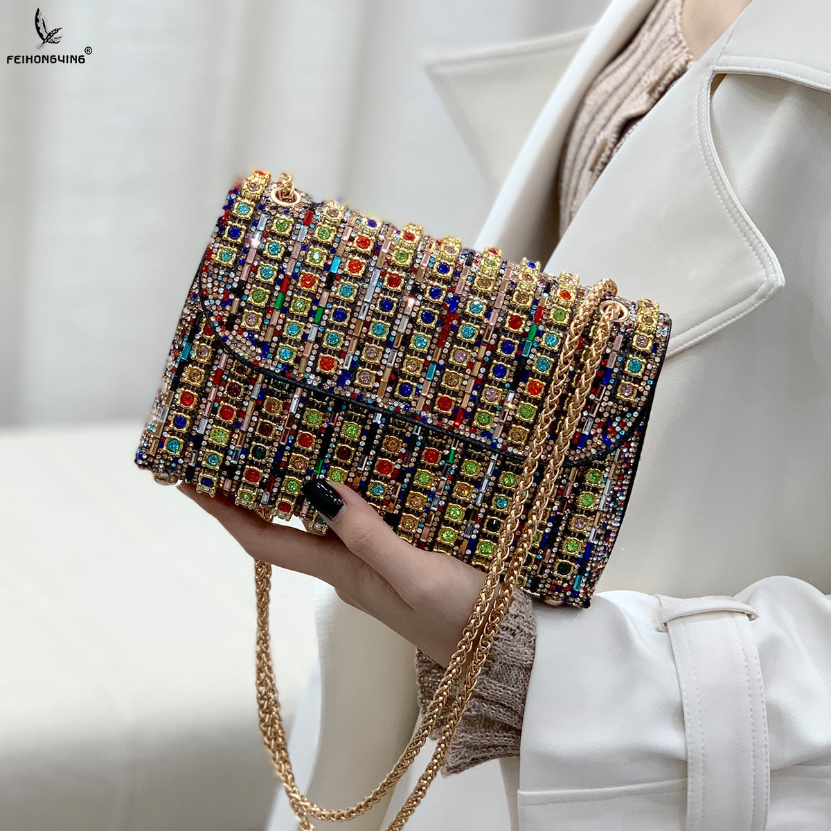 Sac à bandoulière en strass coloré (Niger)