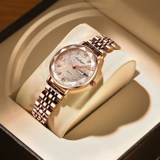 Montre femme en or rose avec motif ondulation d'eau (Benin)