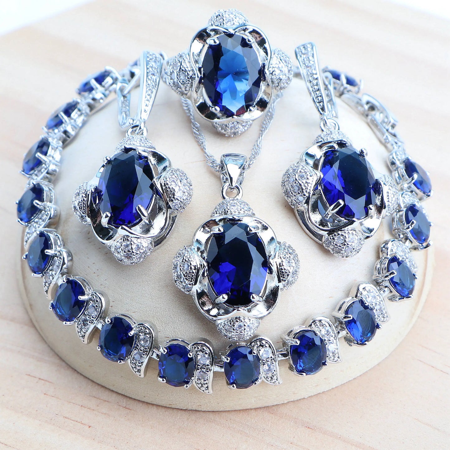 Parure de bijoux zircon bleu (Niger)