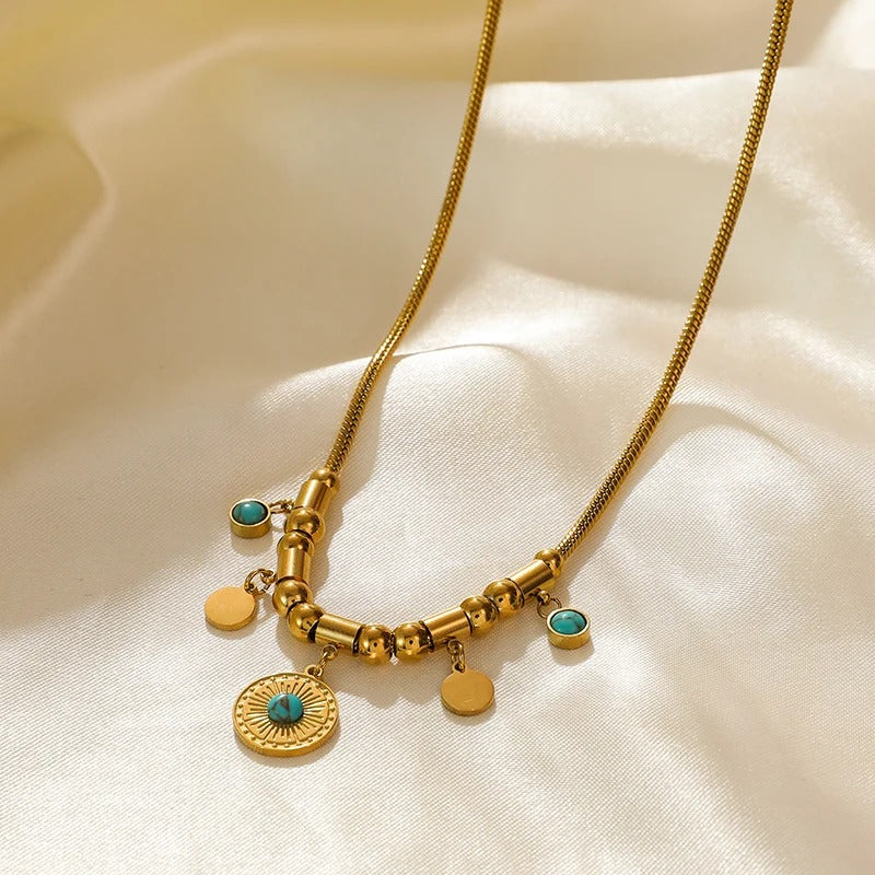 Collier turquoise rétro classique moderne (gabon)