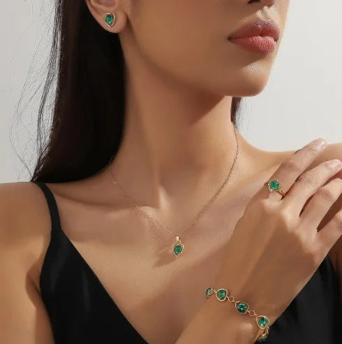 Montre avec parure de bijoux en diamant (Benin)