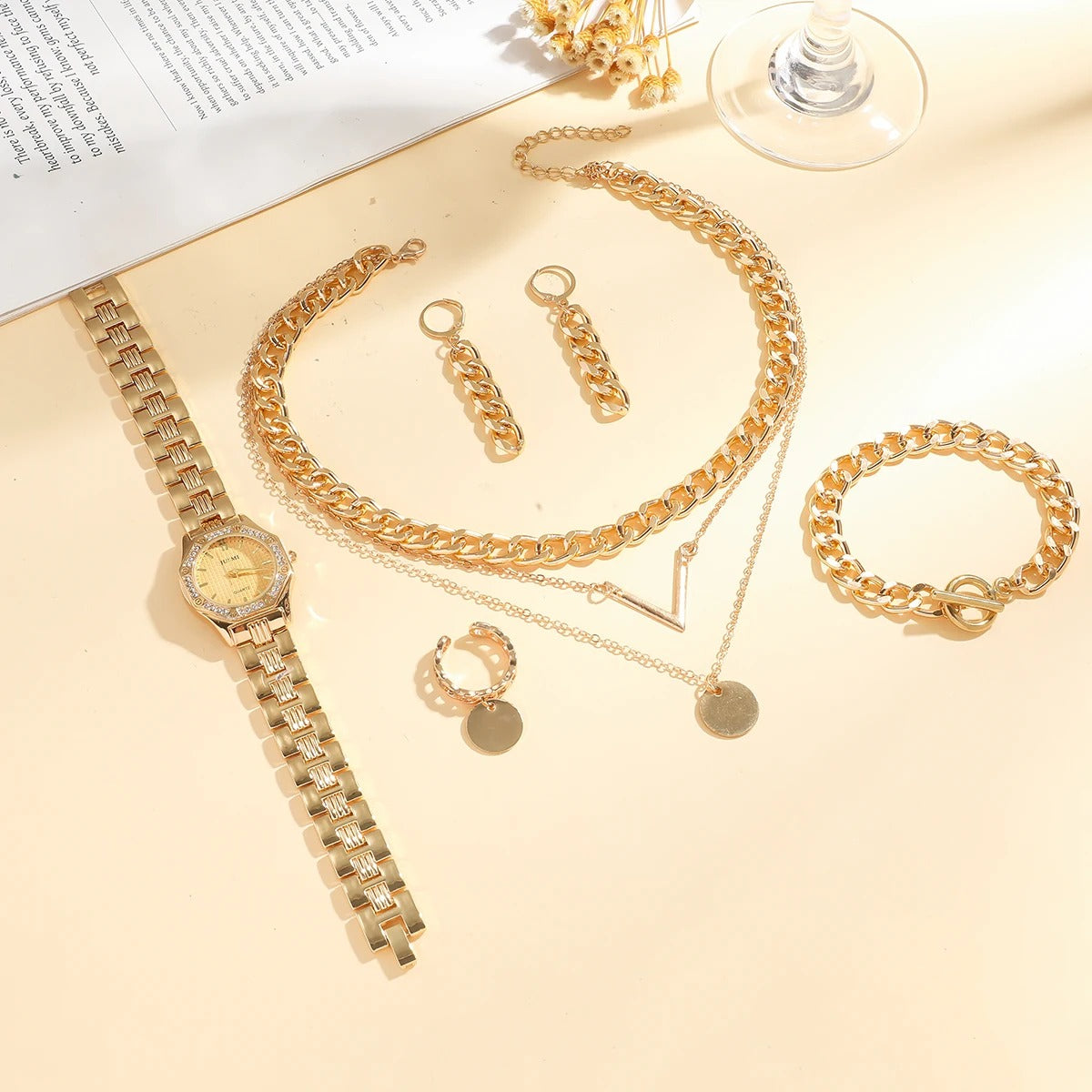 Ensemble montre et bijoux plaqués or (Congo)