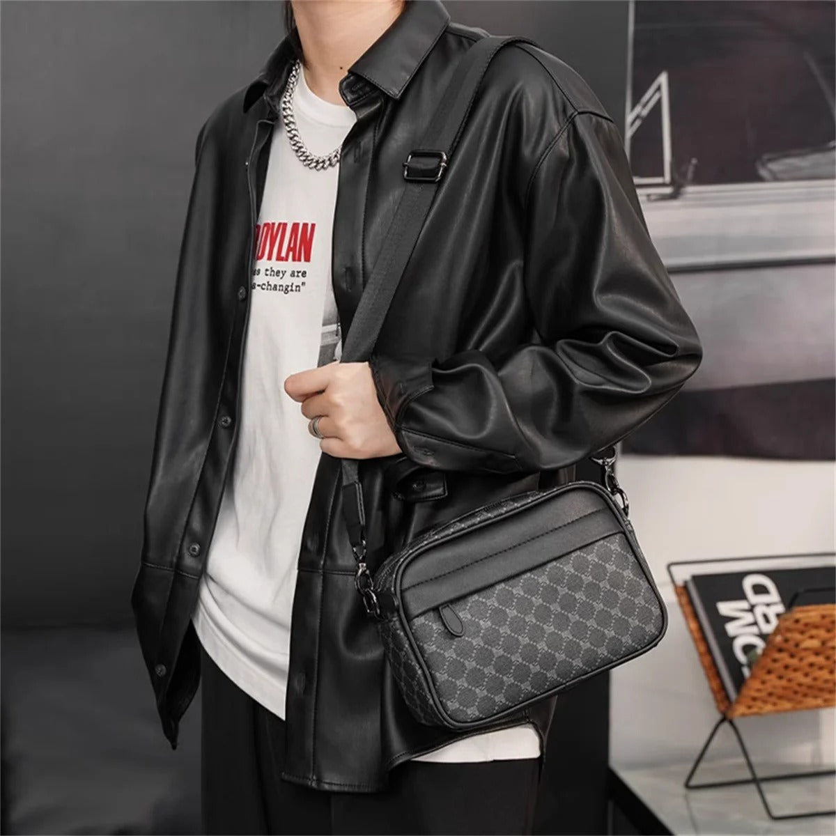Sac à carreaux pour homme (Benin)