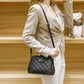 Sac original en cuir noir brodé (Gabon)